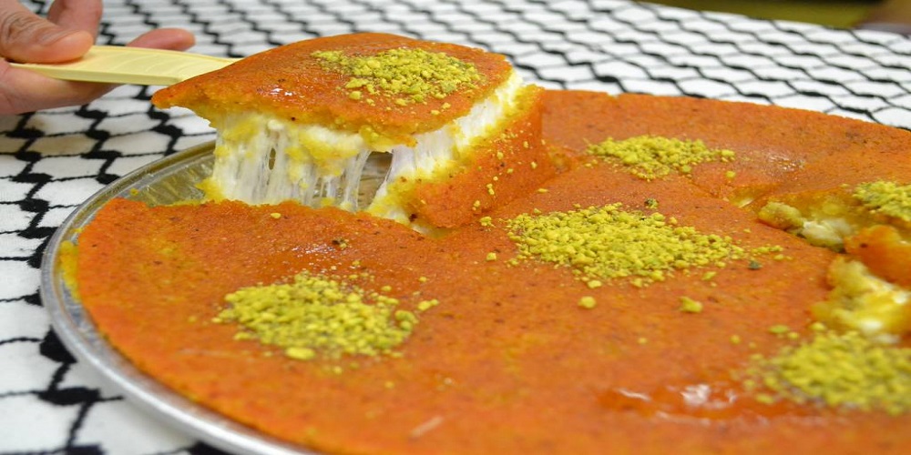 کونفه (کنافه) با پنیر لبنه ترکی