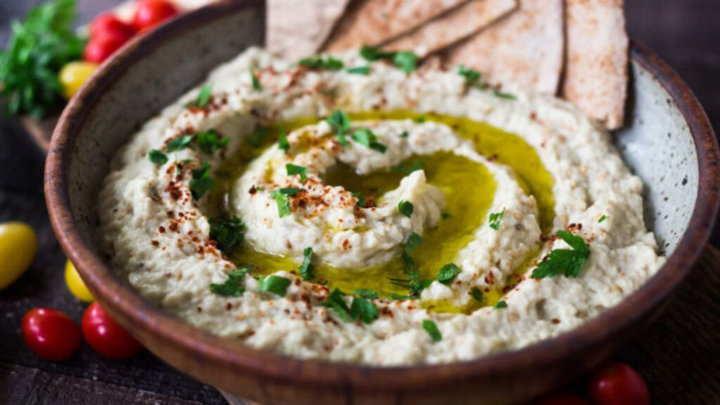 ماست و بادمجان